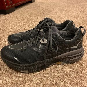 Hoka tennis shoes
